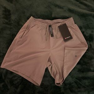 Lululemon Pace Breaker Linerless Short 7” Warm Ash Grey NWT